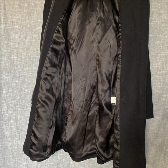 Made in Romania of Benetton Wool Blend Hooded Coat - Picture 8 of 9